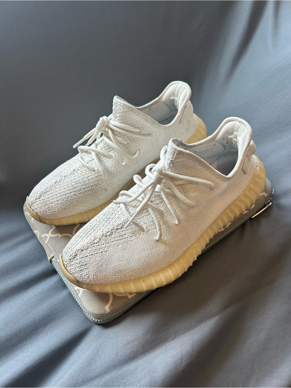 Adidas / Yeezy Boost 350 V2 'Cream White / Triple White'